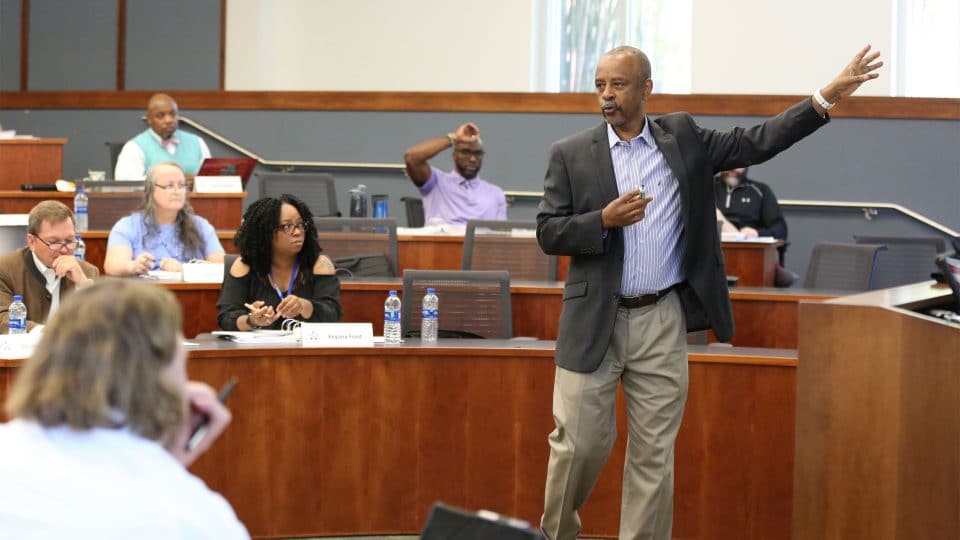 Dr. Robert Thomas teaches a class in Hough Hall