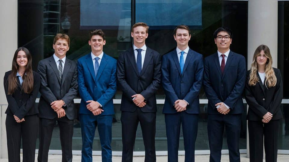 Students in the Consumer Discretionary Sector group