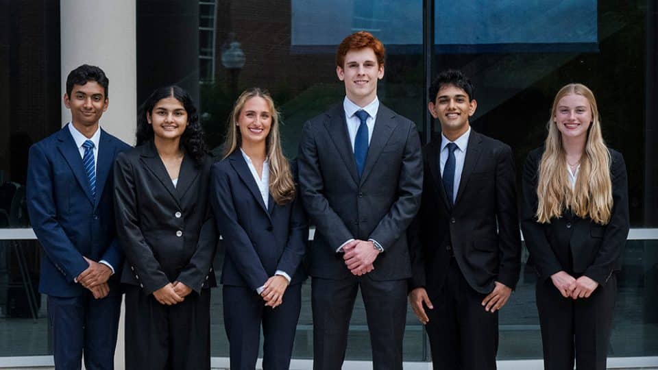 Students in the Healthcare Sector group