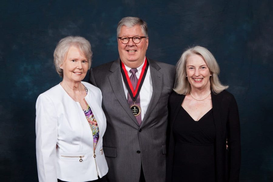 Shirley Jones, Dr. Gary McGill and wife, Laura