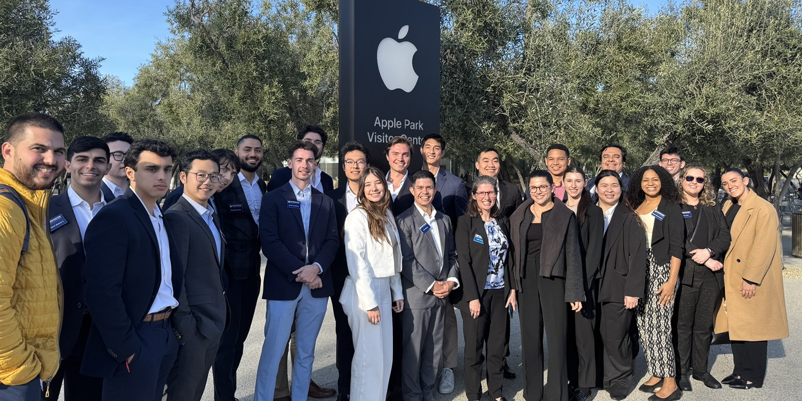 UF Warrington MS in Entrepreneurship students gather outside Apple's headquarters during the Silicon Valley trip