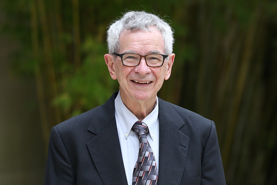 UF Warrington PhD in Finance and Real Estate Instructor Wayne R. Archer